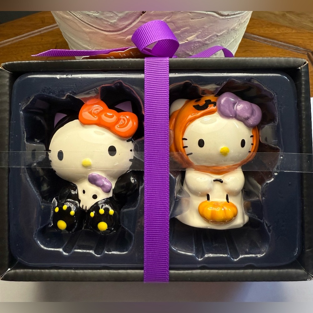 Sanrio Hello Kitty and Friends Tag with Orange and Purple